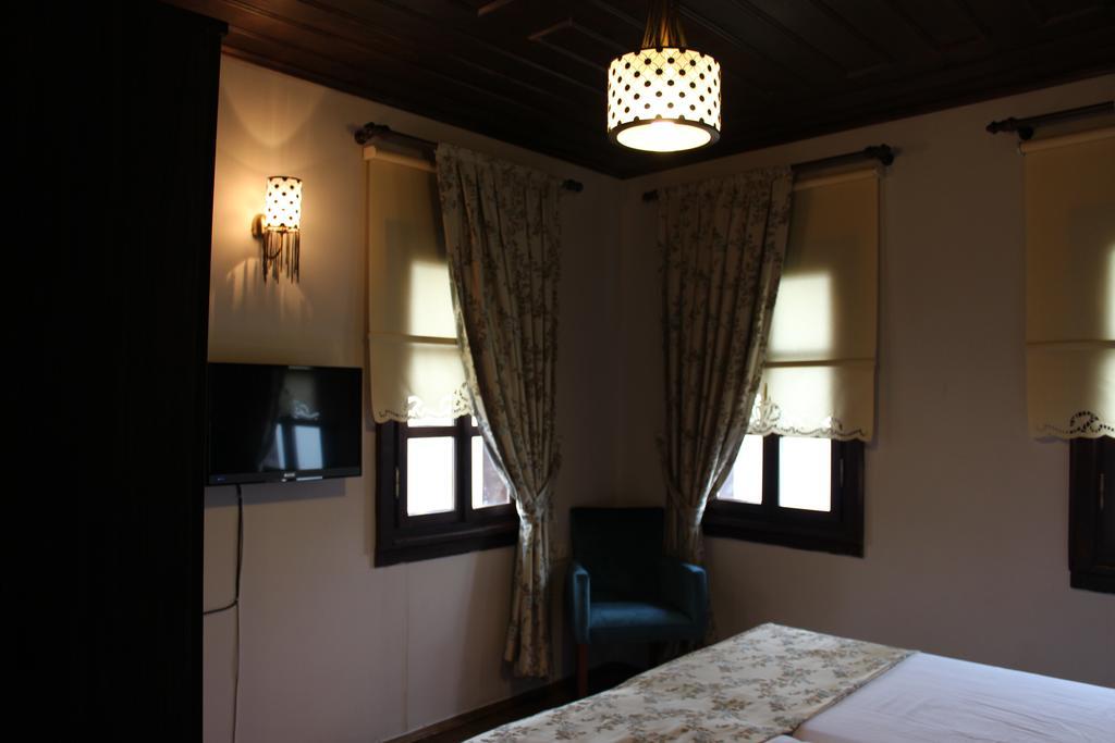 Faik Bey Konagi Bed & Breakfast Golyazi Cameră foto