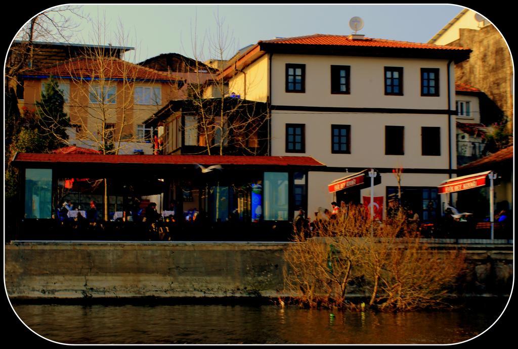 Faik Bey Konagi Bed & Breakfast Golyazi Exterior foto